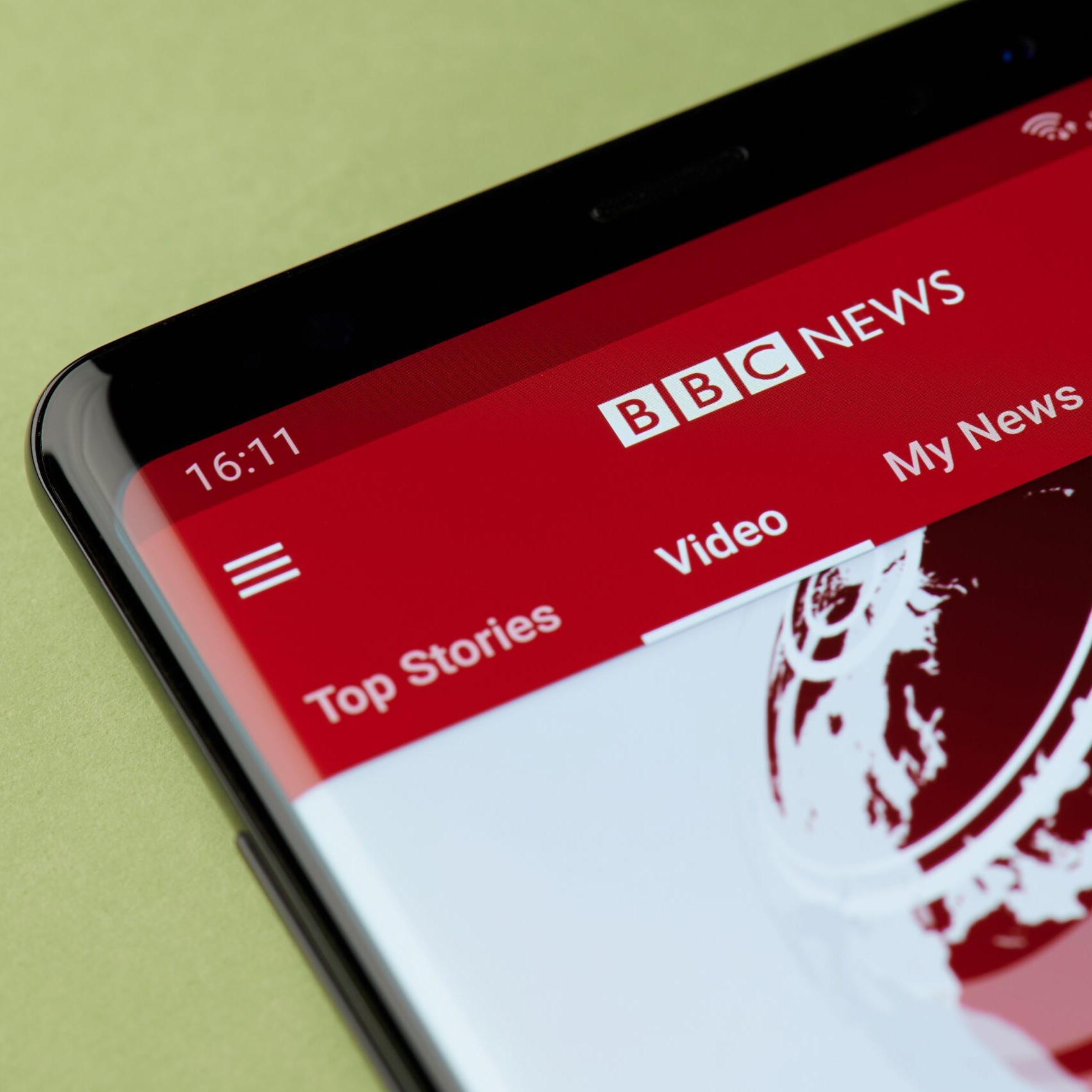 BBC News mobile app interface