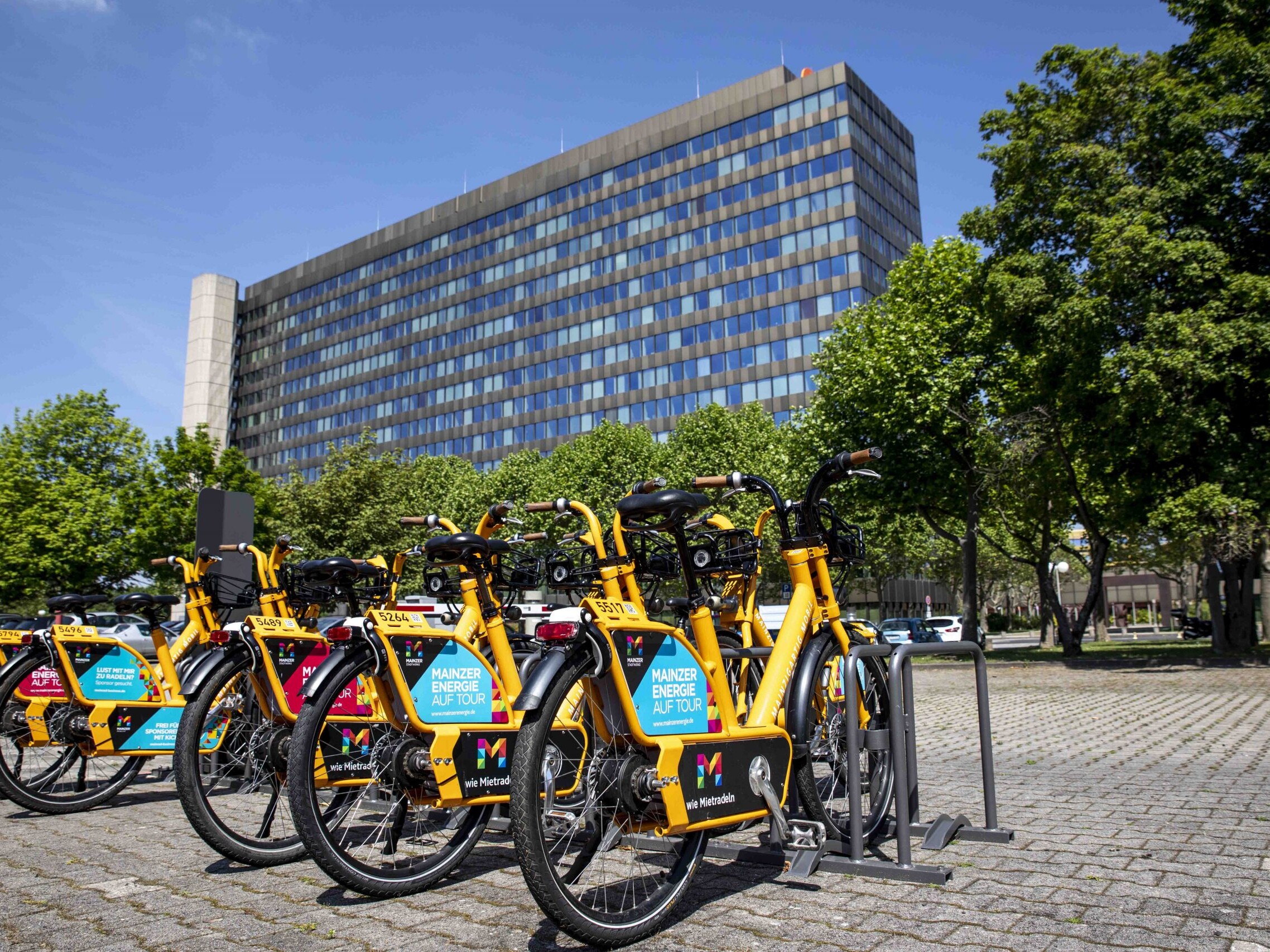 Rental bikes offered to ZDF staff in cooperation with regional public mobility providers.